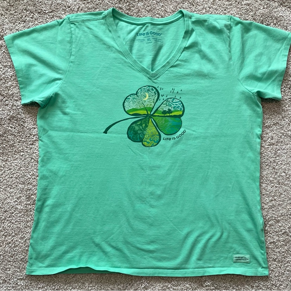 Life Is Good Women's Green Shamrock V-Neck Tee